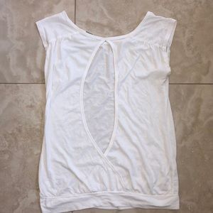 Athleta • Open Back Top